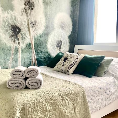 Airport Green Apartment Kl21 - Air Condition & Free Parking Warsaw Luaran gambar