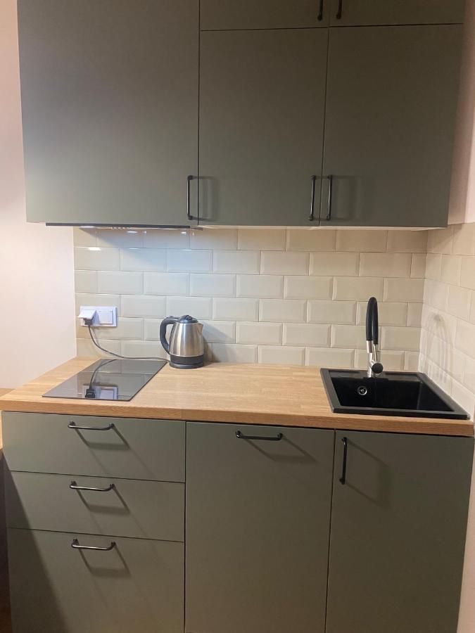 Airport Green Apartment Kl21 - Air Condition & Free Parking Warsaw Luaran gambar