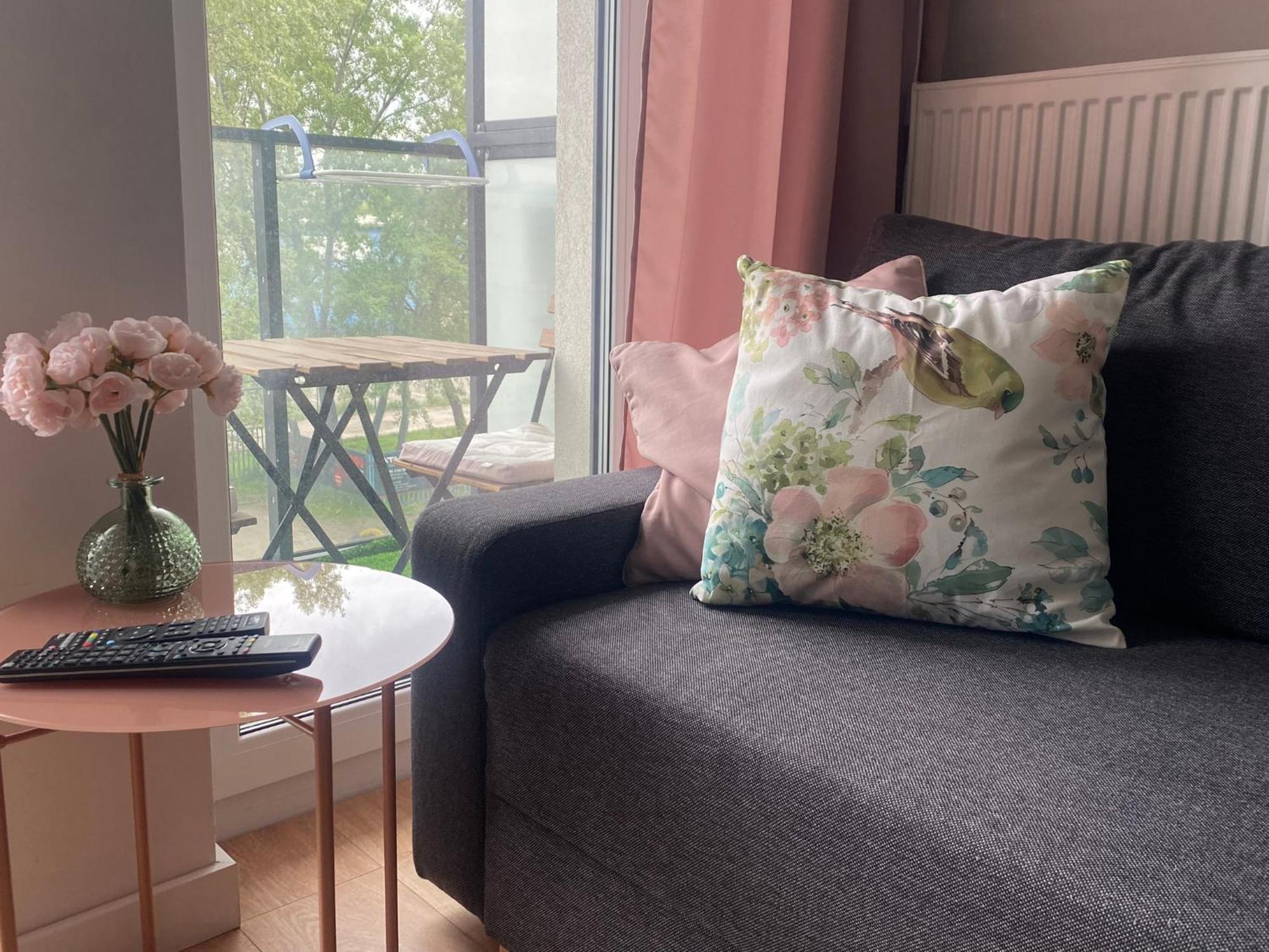 Airport Green Apartment Kl21 - Air Condition & Free Parking Warsaw Luaran gambar
